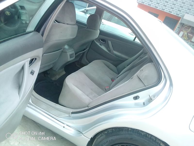 Thumbnail 4 of 2010 TOYOTA Camry
